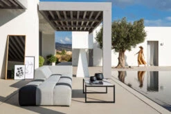 OUTFLEXX Sam Corner Loungeset, Sooty/lead Chine, Alu/Sunbrella, 5-6 Personen, Inkl. 1x Beistelltisch, 2x Loungetisch 18 OUTFLEXX Sam Corner Loungeset, Sooty/lead Chine, Alu/Sunbrella, 5-6 Personen, Inkl. 1x Beistelltisch, 2x Loungetisch -Kettler Verkaufsgeschäft 21845 3.jpg