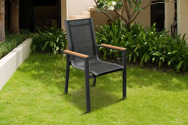 OUTFLEXX Premium Esstischgarnitur, OUTFLEXX® Anthrazit Matt, Alu / Glas / Teak, Tisch 180/240x100cm, 6 Stapelsessel 3 OUTFLEXX Premium Esstischgarnitur, OUTFLEXX® Anthrazit Matt, Alu / Glas / Teak, Tisch 180/240x100cm, 6 Stapelsessel – Bild 3