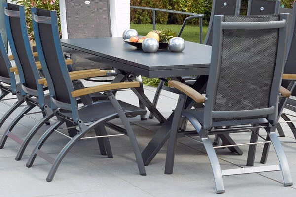 HARTMAN Sondermodell Xanadu / Primo Sitzgruppe, Xerix/natur, Alu/Teak/Glaskeramik, 10 Multipo, 220/280x100cm, X-Gestell, FSC-Teak Armlehnen 4 HARTMAN Sondermodell Xanadu / Primo Sitzgruppe, Xerix/natur, Alu/Teak/Glaskeramik, 10 Multipo, 220/280x100cm, X-Gestell, FSC-Teak Armlehnen – Bild 4