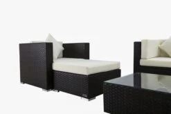 OUTFLEXX Loungemöbel-Set, 5 Personen, Braun, Polyrattan, Inkl. Kaffeetisch, Wasserfeste Kissenbox 13 OUTFLEXX Loungemöbel-Set, 5 Personen, Braun, Polyrattan, Inkl. Kaffeetisch, Wasserfeste Kissenbox -Kettler Verkaufsgeschäft 7 1298 BOX B.jpg